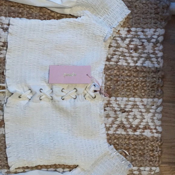 White off the shoulder open sleeve - Picture 2 of 4